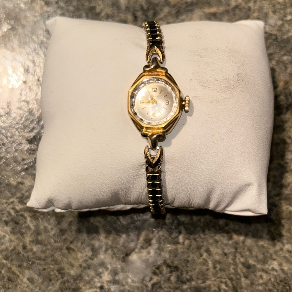 Gruen 10k Gold Filled Vintage Mechanical Wristwatch